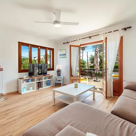 Willa Magraner By Sealand *